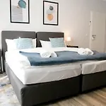 アパート Bonquartier - Luxapt#3 Chice, Moderne Mit Self Check-in, Voll Ausgestatteter Kueche, Klimaanlage Und Parkplatz