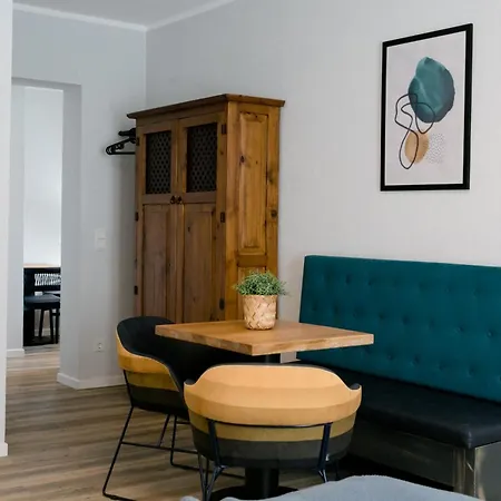 Bonquartier - Luxapt#3 Chice, Moderne Mit Self Check-in, Voll Ausgestatteter Kueche, Klimaanlage Und Parkplatz