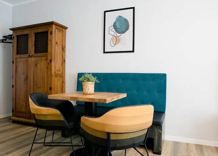 Bonquartier - Luxapt#3 Chice, Moderne Mit Self Check-in, Voll Ausgestatteter Kueche, Klimaanlage Und Parkplatz Apartment *